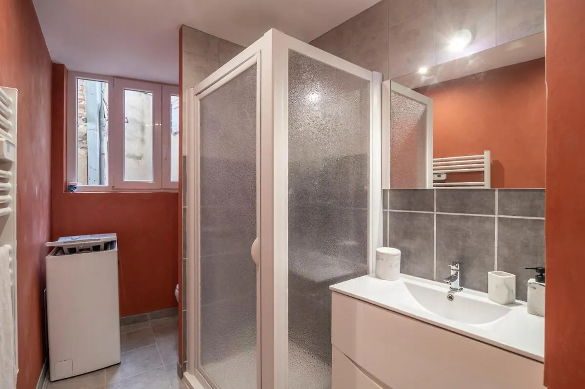 Apartmán Le Baron Terrasse Et Parking Coeur De Castres 0*, Castres (Tarn)